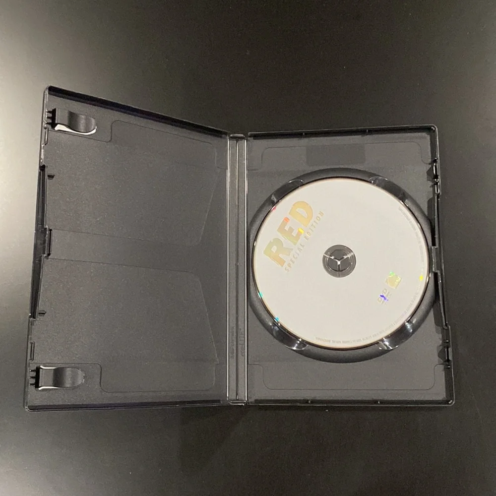 Red - DVD - Picture 3 of 4